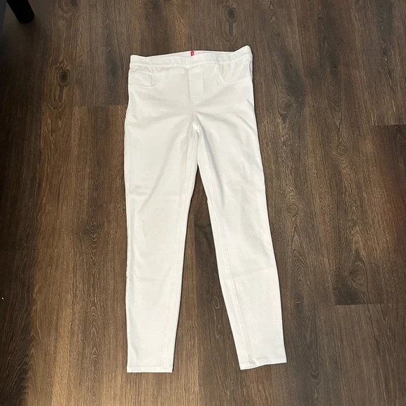 White Spanx On The Go Pull Ankle Slim Pants- Large - Picture 6 of 7